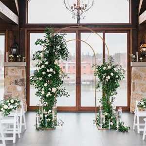 medium open arch rental