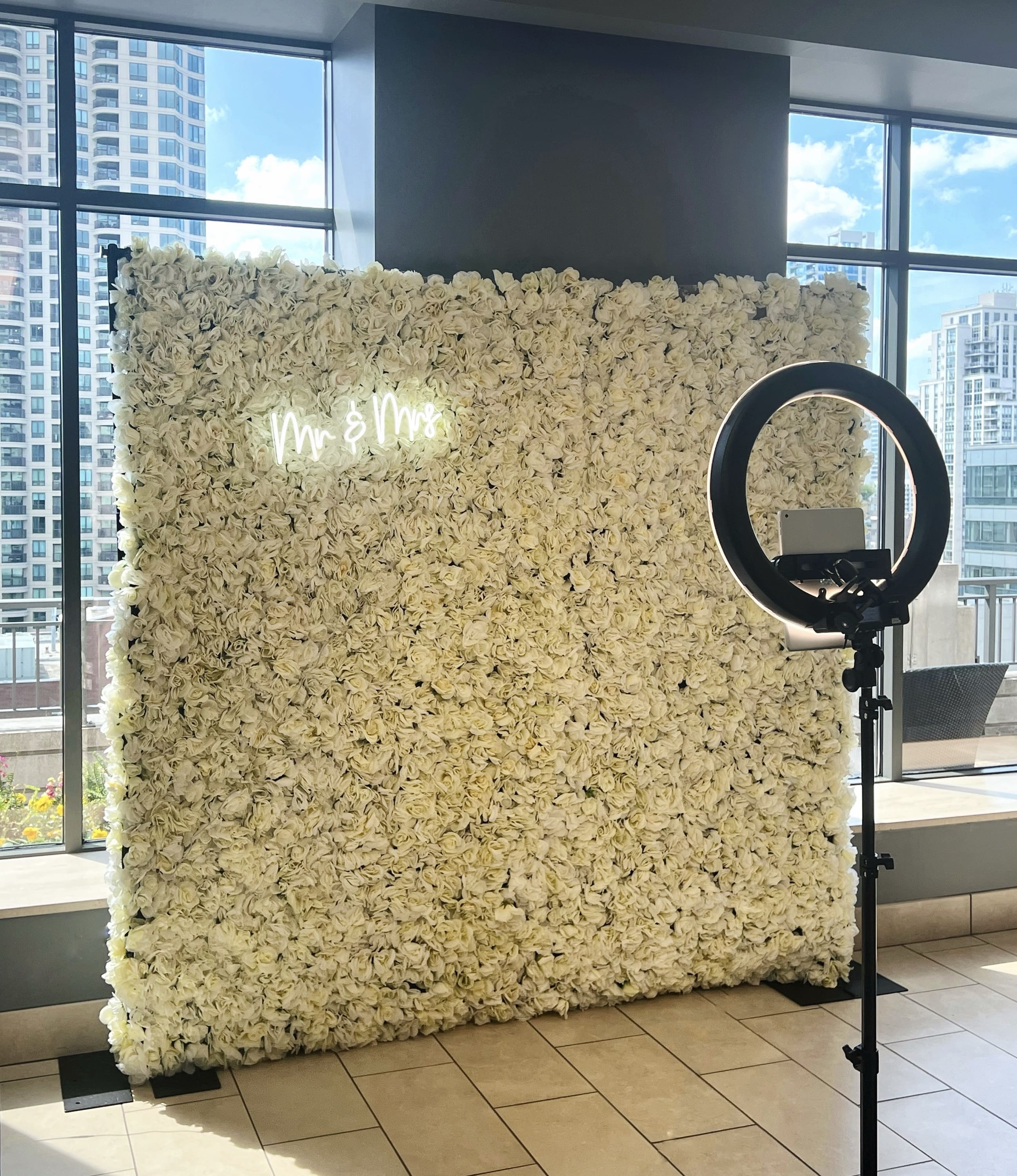 white flower wall at a Chicago wedding